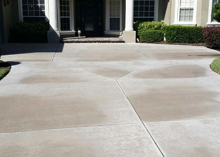 Concrete Pressure Washing and Soft Washing